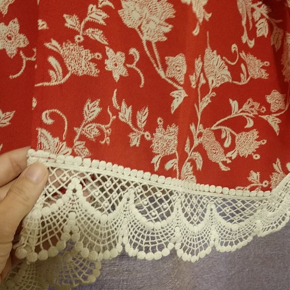 Miley and Molly 🌹 kimono cardigan - Picture 2 of 3